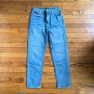 BDG Girlfriend Cropped High Waste Jeans